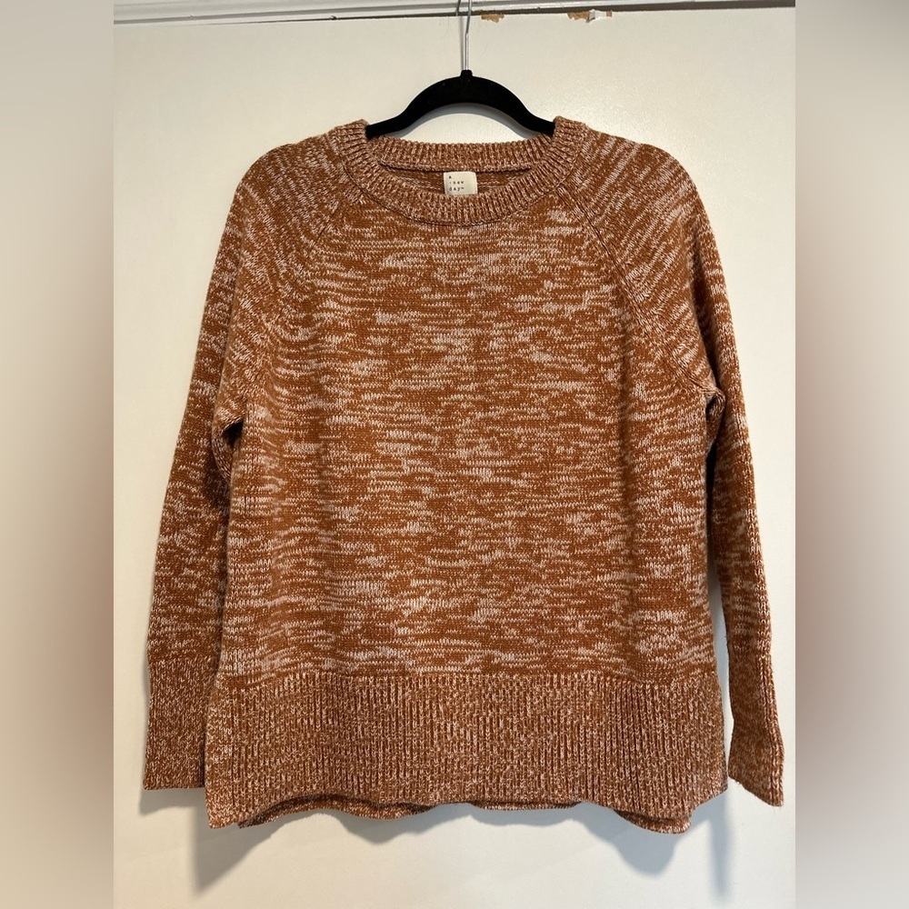 NWOT A New Day Medium Burnt Orange/ White Crew Neck Boxy Pullover Sweater.
